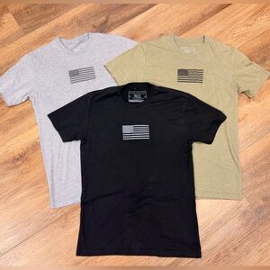 Savage Tacticians Men's Black, Gray, and Olive American Flag T-Shirts Small